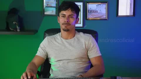 Snapshot of perseoo_88 chatting on 10-28-25, 07:49 andres online show from 10-28-25, 07:49