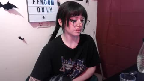 Persephone online show from 04-09-26, 12:10