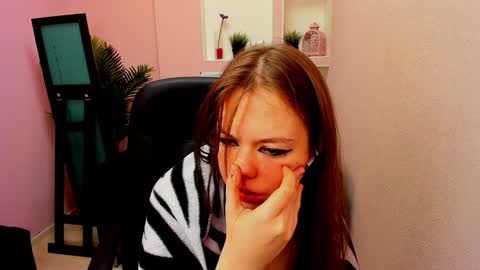 horror flying on the wings of the night.... online show from 12-21-24, 06:34