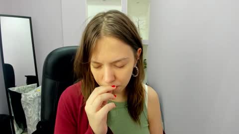 horror flying on the wings of the night.... online show from 02-22-26, 06:02