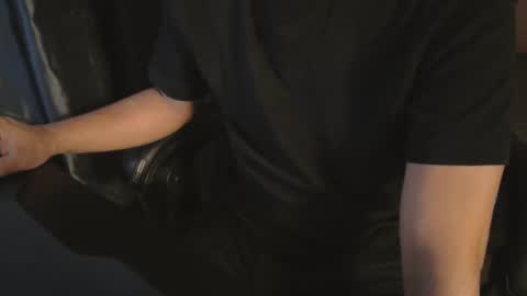 Lalo   x peruvianevil  ig peruvianevil  online show from 02-03-25, 05:18