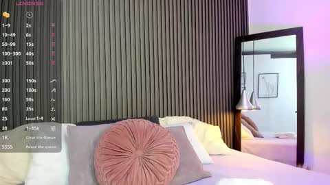 Lizza online show from 11-20-25, 11:32