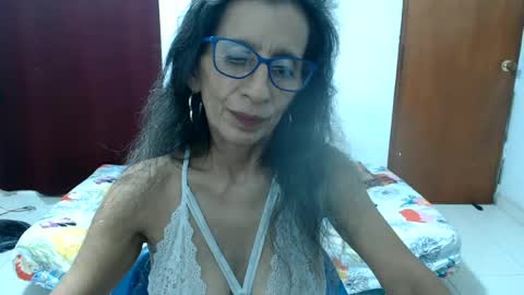 luz  online show from 06-23-26, 03:48