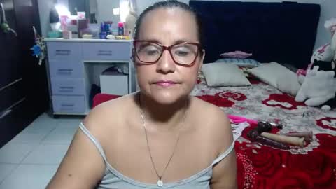 Snapshot of pervert_mommy_x chatting on 06-16-26, 09:34 SAMY online show from 06-16-26, 09:34