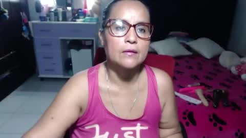 Snapshot of pervert_mommy_x chatting on 07-14-26, 10:21 SAMY online show from 07-14-26, 10:21