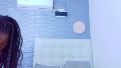 pervert_shydoll online show from 04-17-26, 03:31