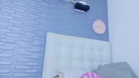 pervert_shydoll online show from 05-27-26, 03:14