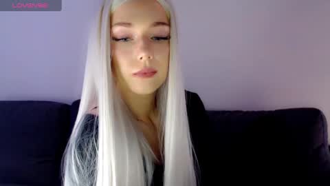 Isabella online show from 01-03-25, 08:10