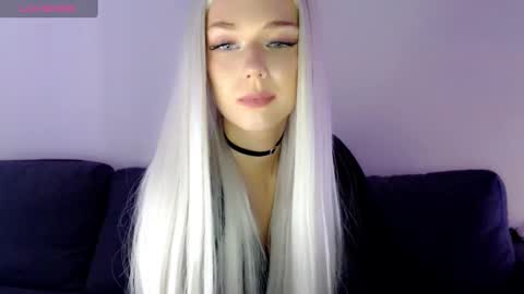 Isabella online show from 01-04-25, 12:05
