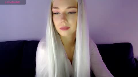 Isabella online show from 01-05-25, 08:54