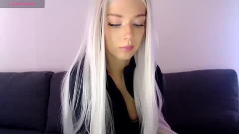 Isabella online show from 02-09-25, 11:14