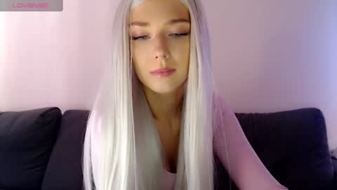 Isabella online show from 02-21-25, 09:56