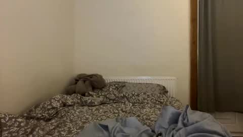 petal_lou02 online show from 10-01-25, 11:11