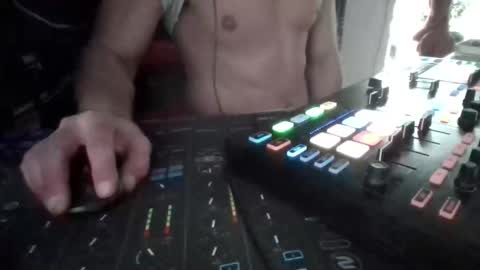 Snapshot of peter26795 chatting on 09-14-25, 06:56 peter26795 online show from 09-14-25, 06:56