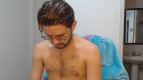 Snapshot of peter_x_annaud chatting on 09-28-25, 01:27 FELIPE online show from 09-28-25, 01:27