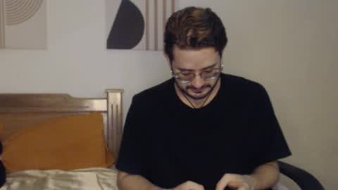 Snapshot of peter_x_annaud chatting on 11-02-25, 10:50 FELIPE online show from 11-02-25, 10:50