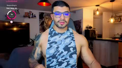 Snapshot of peterjack7 chatting on 04-29-26, 02:48 Peter Jack online show from 04-29-26, 02:48