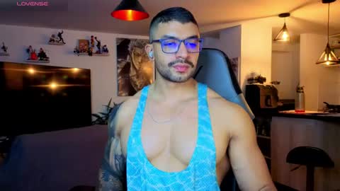 Snapshot of peterjack7 chatting on 05-16-26, 04:09 Peter Jack online show from 05-16-26, 04:09