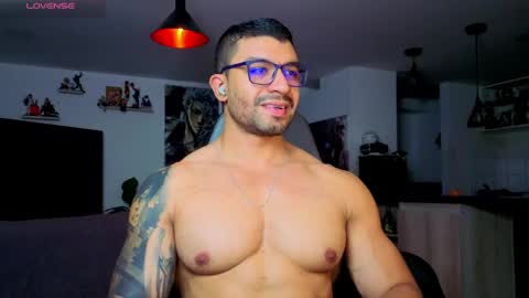 Snapshot of peterjack7 chatting on 06-01-26, 01:51 Peter Jack online show from 06-01-26, 01:51