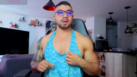 Snapshot of peterjack7 chatting on 06-06-26, 04:23 Peter Jack online show from 06-06-26, 04:23