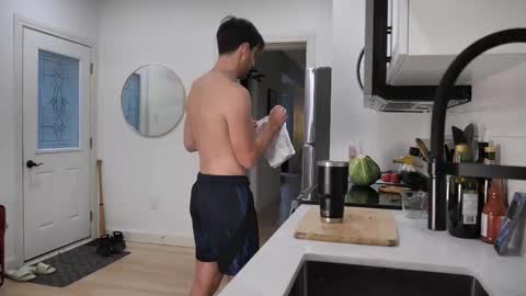 Peter Parker online show from 11-09-25, 09:35