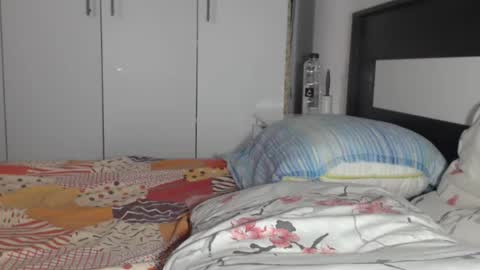Snapshot of petite_danielle chatting on 06-23-26, 09:07 petite_danielle online show from 06-23-26, 09:07