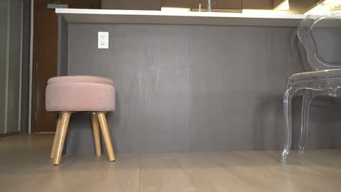 Snapshot of petite_fuck chatting on 05-25-26, 05:57 Sasha online show from 05-25-26, 05:57