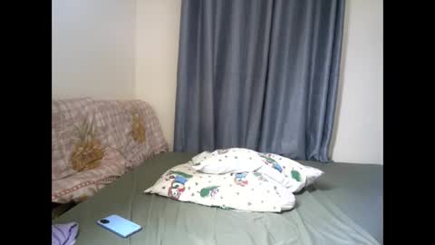 petite_funnie online show from 10-07-25, 06:38