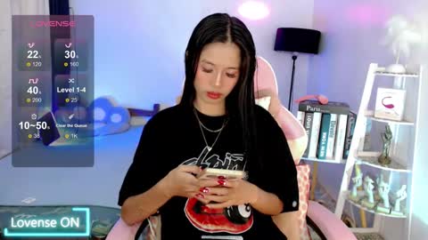 Snapshot of petite_jackyxx chatting on 09-25-25, 11:47 Jacky online show from 09-25-25, 11:47