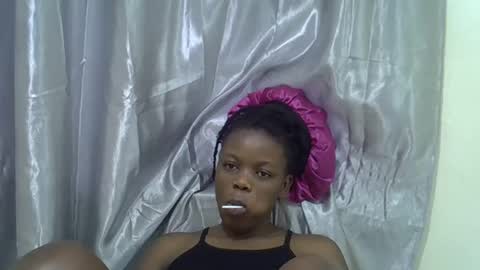 Snapshot of petite_melan chatting on 11-05-25, 03:39 petite_melan online show from 11-05-25, 03:39