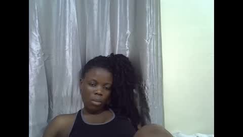 Snapshot of petite_melan chatting on 11-17-25, 10:59 petite_melan online show from 11-17-25, 10:59