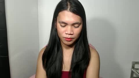 petite_pauline online show from 02-25-26, 09:08