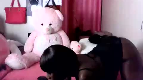 petite_princes online show from 06-22-26, 05:54