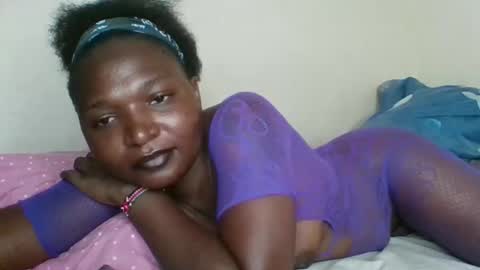 petite_shan online show from 02-04-26, 07:09