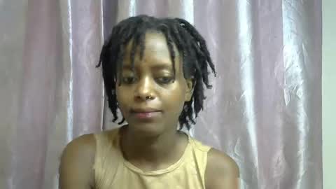 Snapshot of petite_star2 chatting on 01-18-26, 09:18 petite_star2 online show from 01-18-26, 09:18