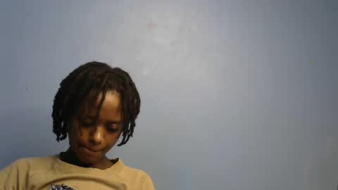 Snapshot of petite_star2 chatting on 02-03-26, 06:22 petite_star2 online show from 02-03-26, 06:22