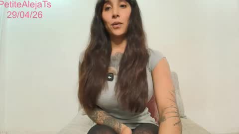 PetiteAlejaTs online show from 04-29-26, 10:49