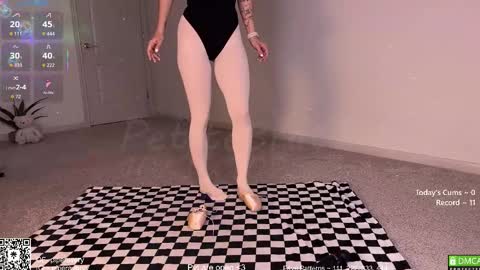 PiperAvery online show from 10-31-25, 08:54