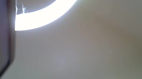 Snapshot of petitecaramell chatting on 12-18-25, 05:08 Caramel online show from 12-18-25, 05:08