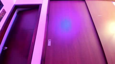 Snapshot of petitee_lunna chatting on 03-02-25, 05:23 Lunna online show from 03-02-25, 05:23