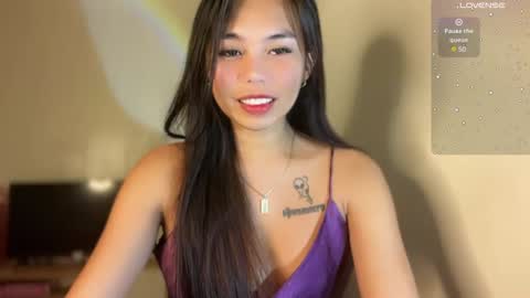 Snapshot of petitegirlx69 chatting on 02-07-25, 02:19 miss lisa online show from 02-07-25, 02:19