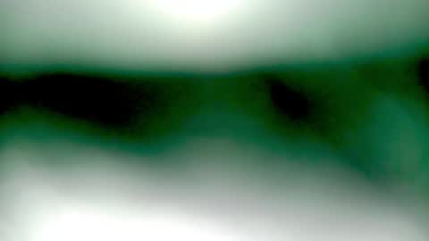 Snapshot of petiteivoryqueen chatting on 10-17-25, 07:44 danna online show from 10-17-25, 07:44