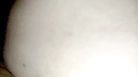 Snapshot of petiteivoryqueen chatting on 11-02-25, 04:04 danna online show from 11-02-25, 04:04