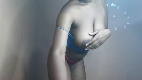 Snapshot of petitemomma76379 chatting on 05-30-26, 04:59 sexy chocolate online show from 05-30-26, 04:59
