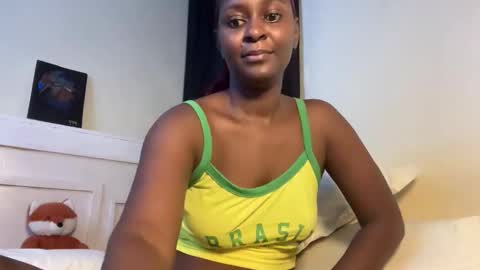 Snapshot of petiterissa chatting on 06-10-26, 07:18 RISSA online show from 06-10-26, 07:18