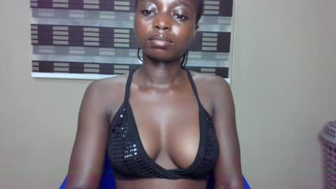 petitexxebony online show from 05-16-26, 08:29