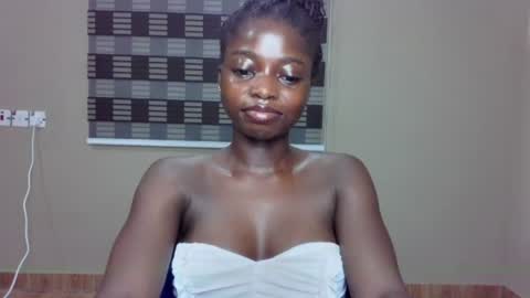 petitexxebony online show from 06-30-26, 07:37