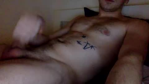 Snapshot of petitpop chatting on 01-18-25, 06:43 petitpop online show from 01-18-25, 06:43