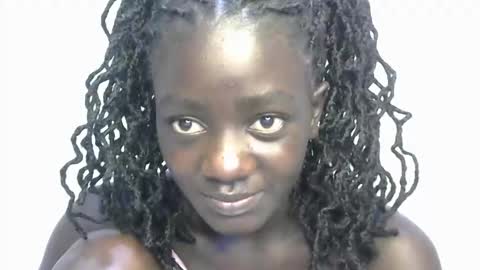 petitte_gyaal online show from 10-16-25, 07:09