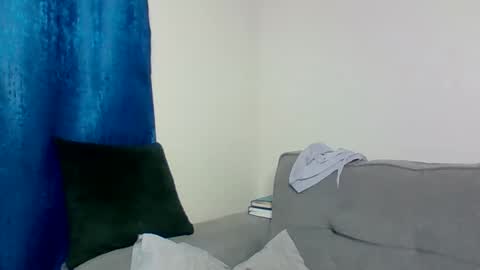 Arielle online show from 12-05-25, 12:19